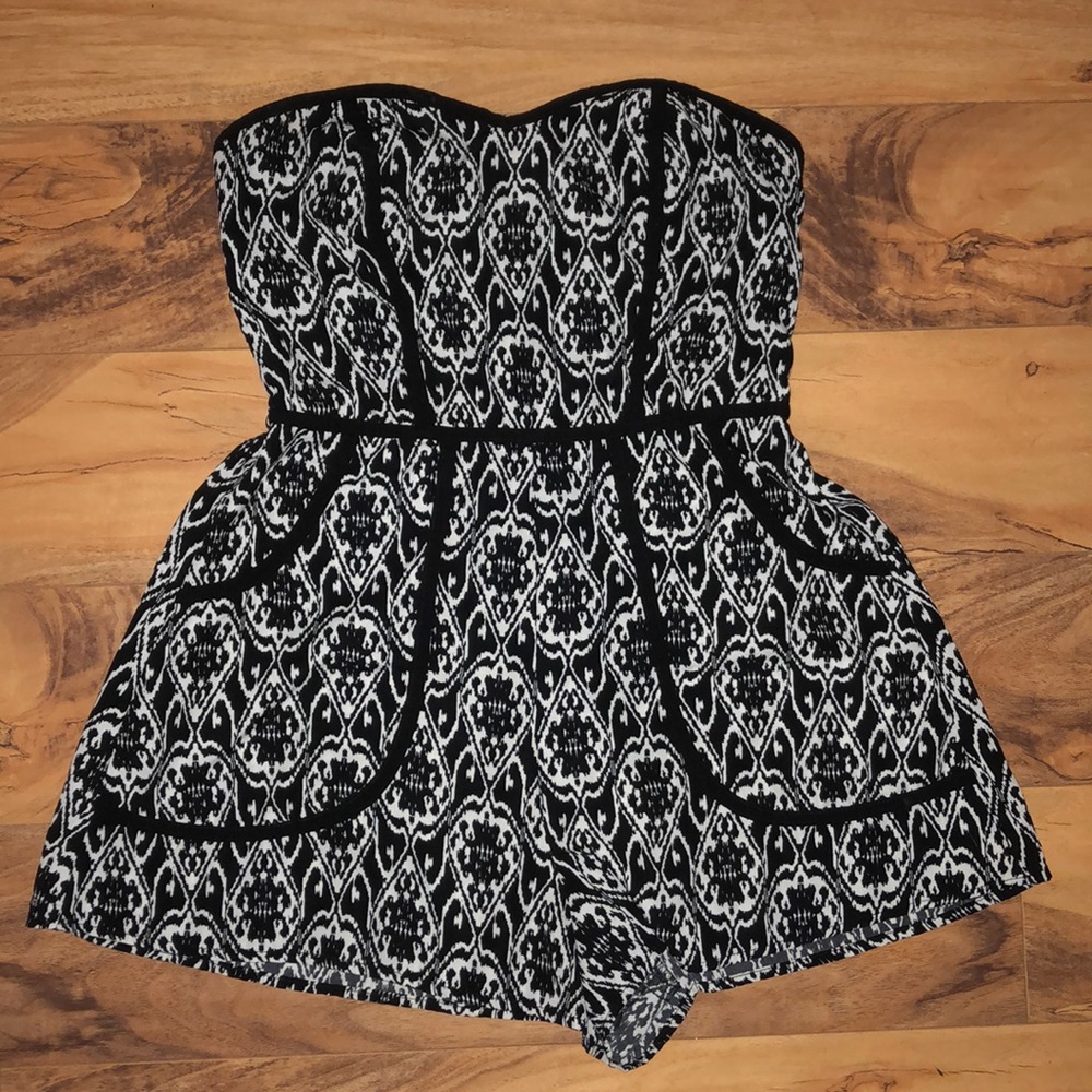 b&w romper